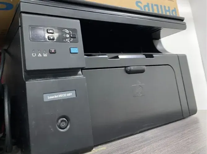 Impressora HP LaserJet Pro M1132 MFP - Multifuncional