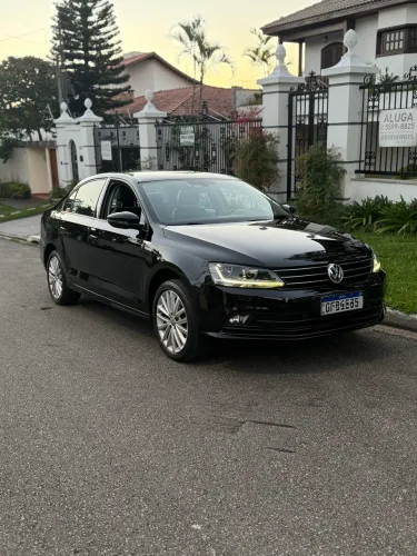 Volkswagen Jetta Comfortline 1.4 TSI 16V 4P Aut. 2018