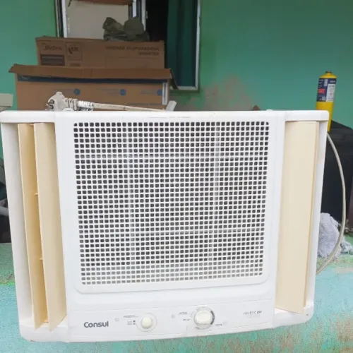 Ar condicionado 10.000 BTUs(janela)