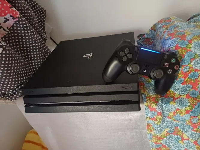 PS4 PRO destravado - Leia toda descrição 