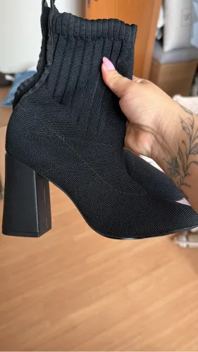 Bota 35