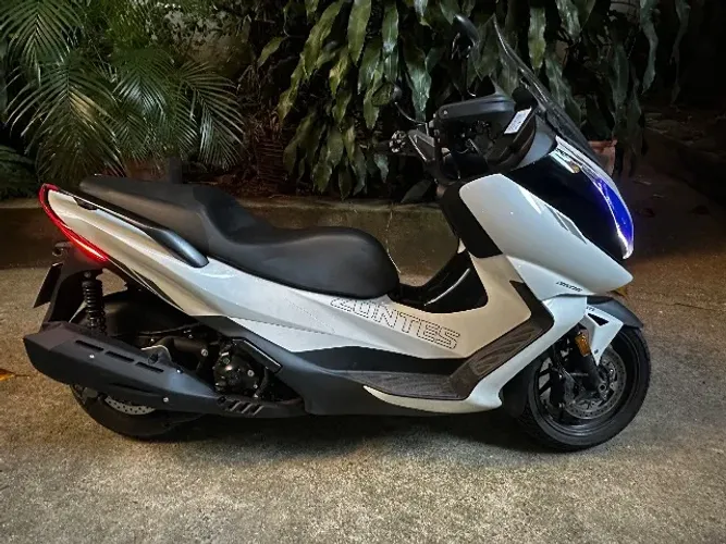 Zontes 350e MUITO NOVA