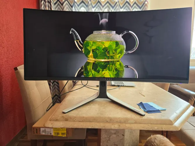 Monitor Gamer Alienware Curvo QD-OLED de 34" - AW3423DW