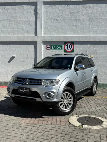 Mitsubishi Pajero HPE 3.5 4X4 Flex 5P Aut. 2016