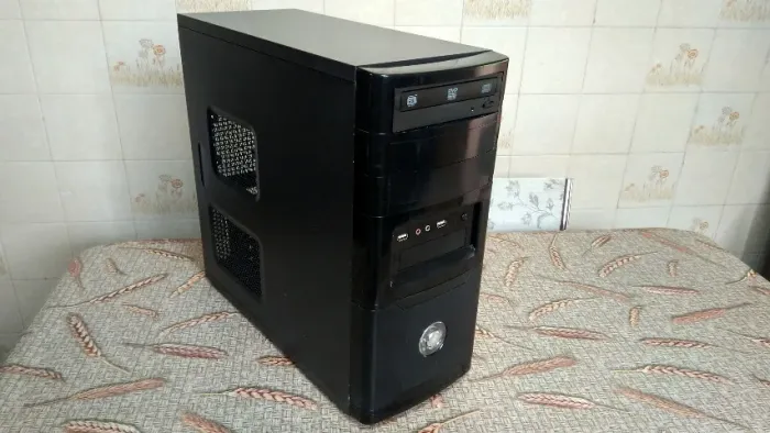 Cpu Intel 3,00Ghz,8Gb Memoria,500Gb,Impécavel