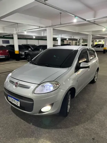 Fiat Palio Attractive 1.0 EVO Fire Flex 8V 5P 2014