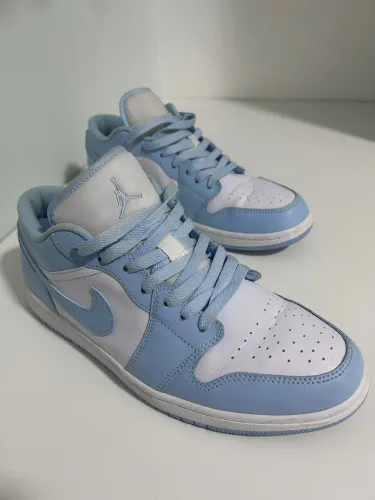 Air Jordan 1 Low University Blue