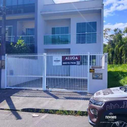 Sobrado com 3 dormitórios para alugar, 180 m² por R$ 3.381,01/mês - Jardim Sofia - Joinvil