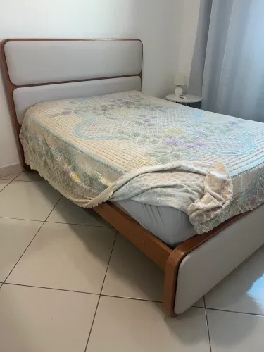 Cama novinha 