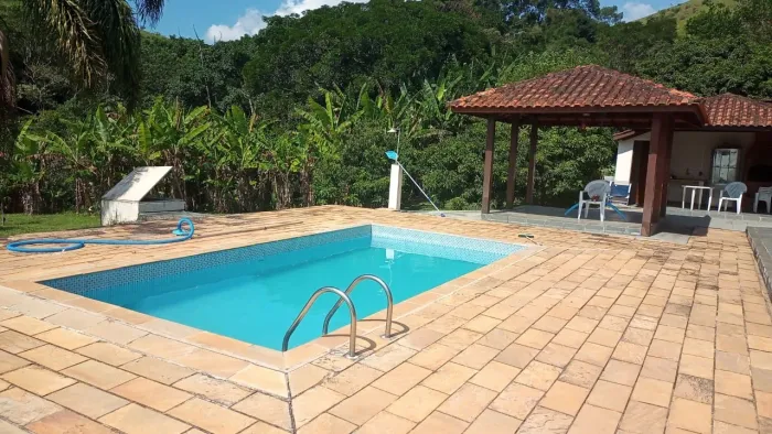 SÍTIO RURAL em Jambeiro - SP, Centro