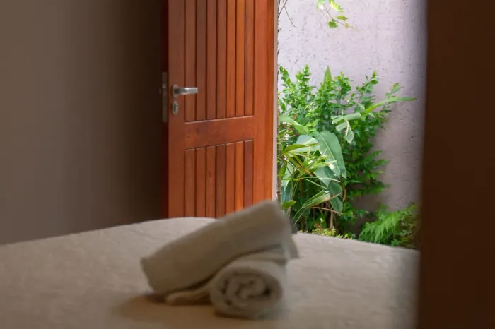 Vaga para recepcionista (ambos os sexos)