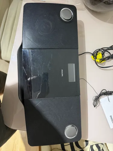 Rádio Phillips 276/78 - CD e USB