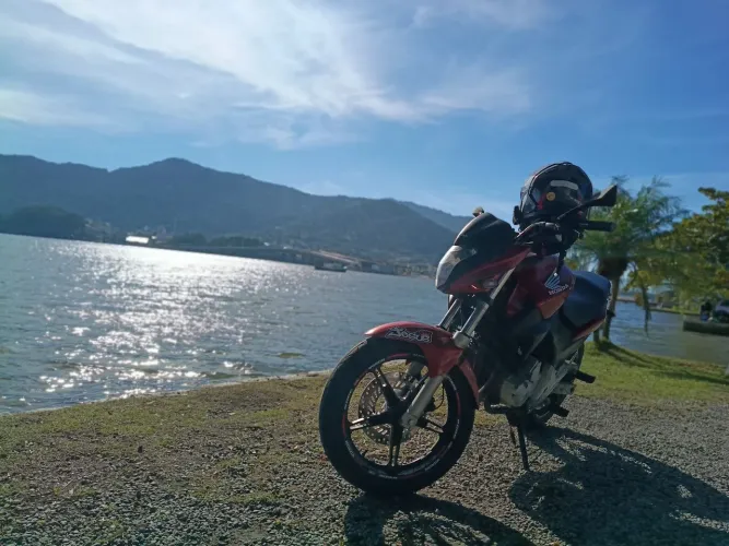 CB 300r padrão 