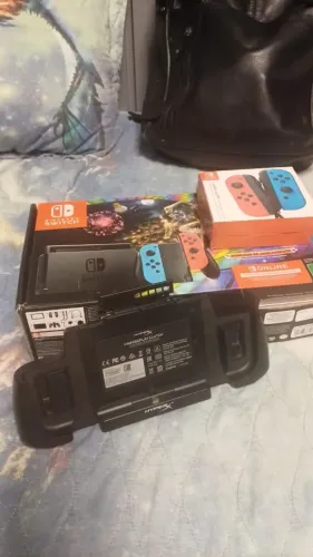 Nintendo Switch modelo padrão<br><br>O bundle do Nintendo Switch com Mario Kart 8 Deluxe