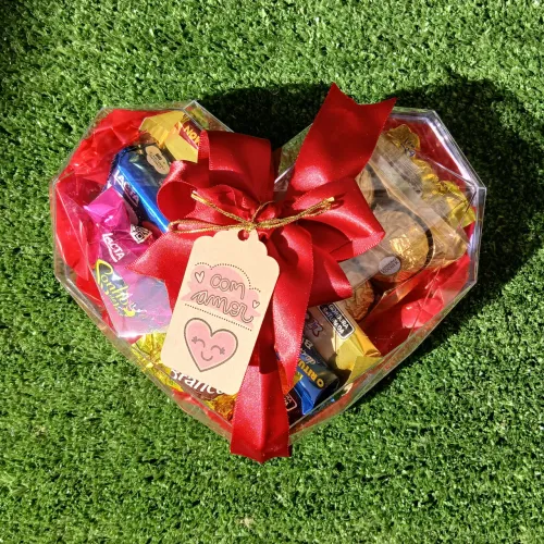 Caixa de Bombom Criativa Dia dos Namorados - Chocolates e Ferrero Rocher