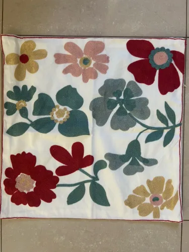Capa de almofada bordada