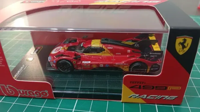 Ferrari 499p Campeão de Le mans - Bburago 1/64