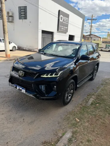 Toyota Hilux SW4 SRX 4X4 2.8 TDI 16V Dies. Aut. 2022