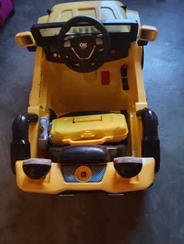 Carrinho elétrico para criança