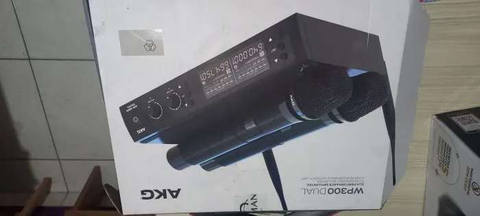 Microfone AKG WP300 Dual Sem Fio Original Com Caixa E Manual