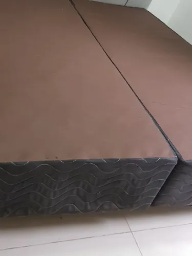Base de cama da Ortobom ( colchão queen)