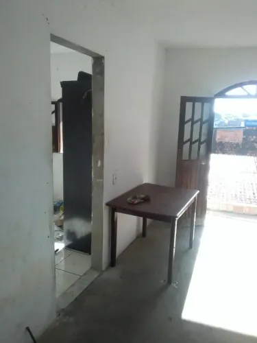 ? Vende-se Casa - R$ 69.000 (Negociável) Ótima oportunidade para quem procura um imóvel