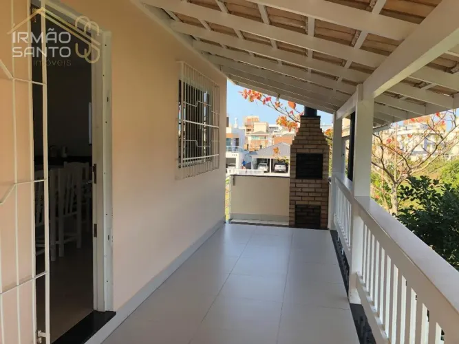 TEMPORADA: Casa 2 dormitórios c/ar, Praia de Palmas.