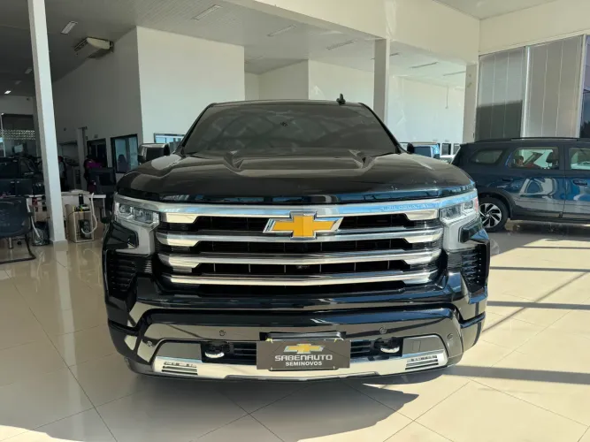 Chevrolet Silverado High Country 5.3 V8 AWD Aut. 2025