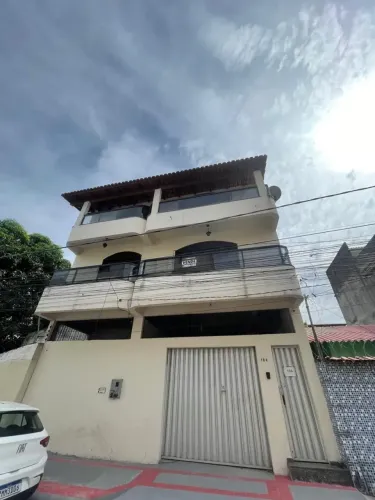 Imóvel para venda possui 240 metros quadrados com 3 quartos em Glória - Vila Velha - ES