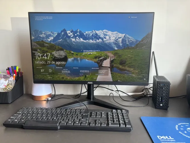 Computador com monitor