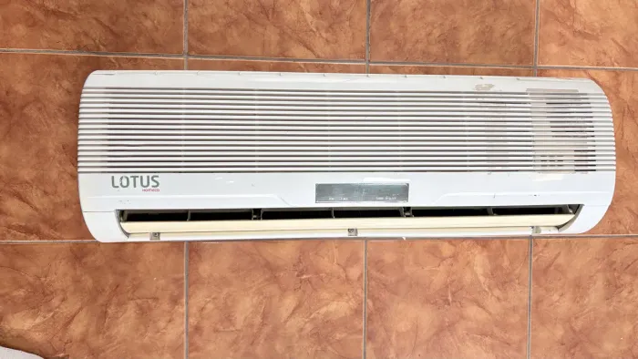 Ar condicionado komeco 9 mil btus