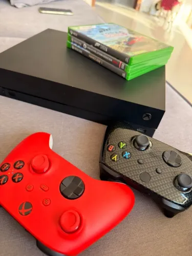 Xbox one x 1tb