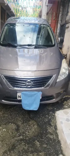 Nissan Versa SL 1.6 16V Flex Fuel 4P Mec. 2013