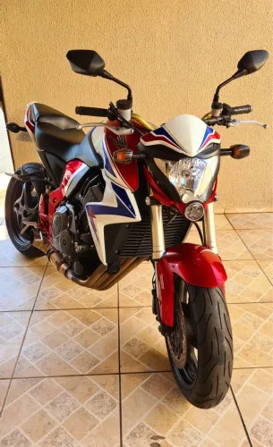CB 1000 BARRACUDA