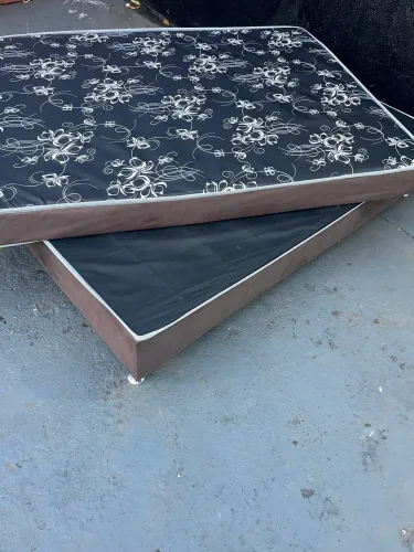 Cama Box de Casal semi nova