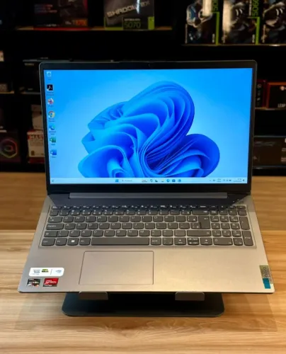 Notebook lenovo Ideapad ryzen 5500U 8GB de ram / Seminovo (Loja Física)
