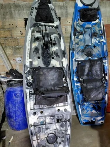 Caiaque flesh milha náutica com pedal e sem pedal são 3 todos três com motor de pedal 5500