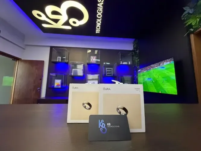 Oura Ring 5 - Dourado - Tamanho 8 - NOVO- BH SAVASSI