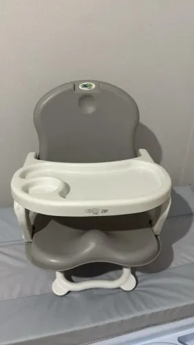Cadeira portátil de alimentação para bebê- Maxi Baby Max