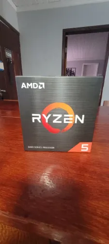 Ryzen 5 3400g completo.