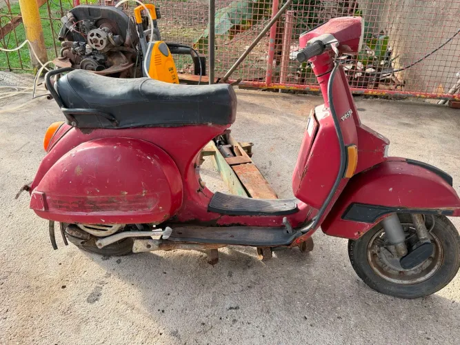 Vespa motor bom, recibo, excelente para projeto