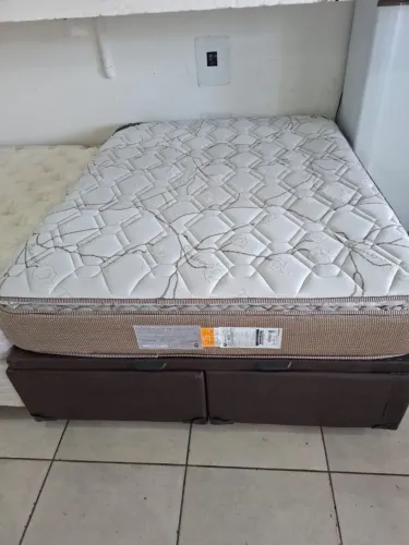 Cama box Queen size Baú molas ensacandas bambú 