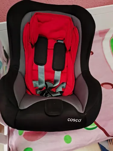 Cadeirinha de carro Cosco - semi novo