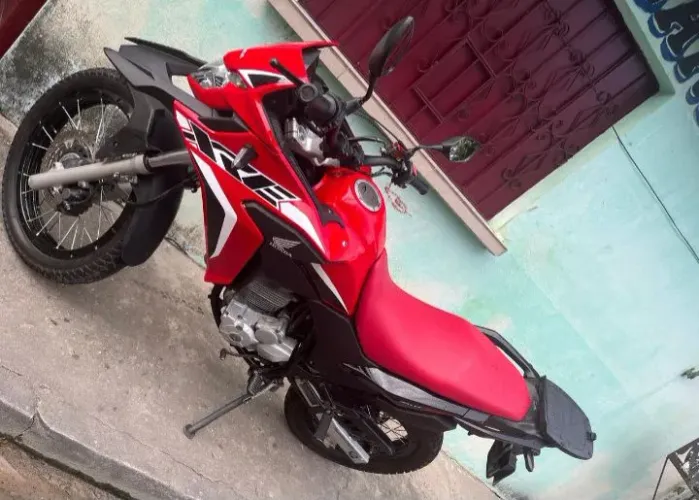 Vende xre 300 ano 2023