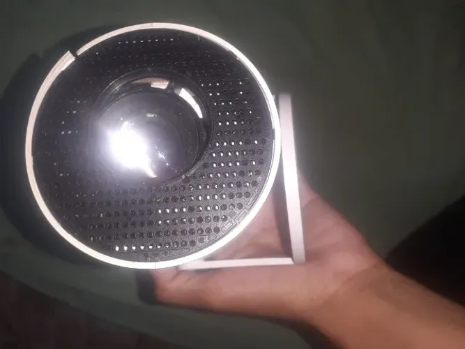 Vendo projetor funcionando perfeitamente, só está faltando o controle.