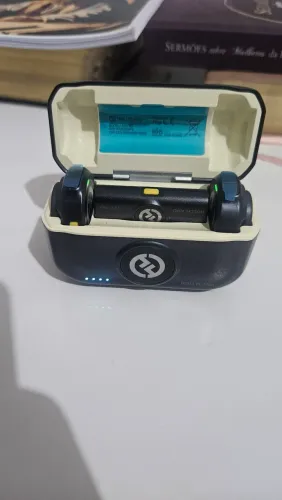 MICROFONE HOLLYLAND LARK M2 SEM FIO