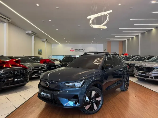 Volvo EX40 Plus P6 (elétrico) 2026