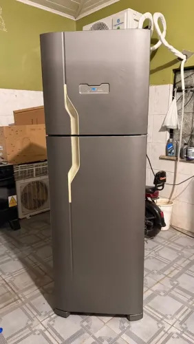 Geladeira Electrolux frosfree 400 litros 