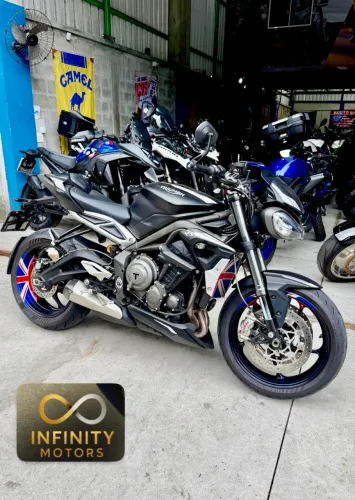 Triumph Street Triple 765 RS , 2022 financio troca carro moto maior menor valor impecável