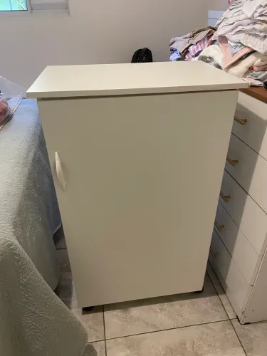 Vendo Armário mdf seminovo